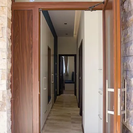 Apartamento Into The Blue - 2-bdr Lux Suite, Parking + Pool *