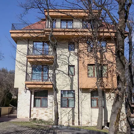 Into The Blue - 2-bdr Lux Suite, Parking + Pool * Varna