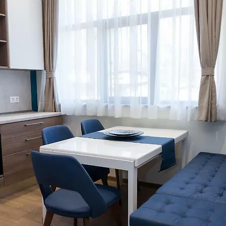 Into The Blue - 2-bdr Lux Suite, Parking + Pool Apartamento